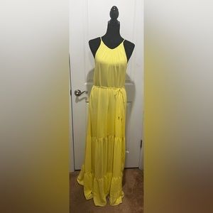 H&M beautiful long flowing 3-tiered yellow dress. Size 6. NWT